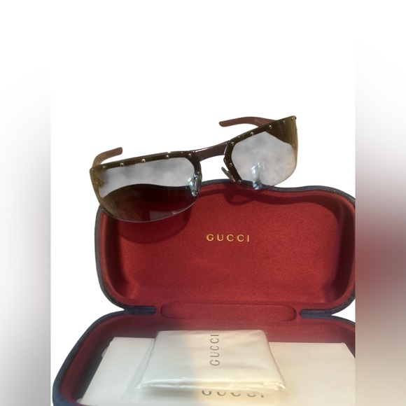 Gucci Purple Framed  Silver Studded Sunnies /full set - Picture 7 of 8